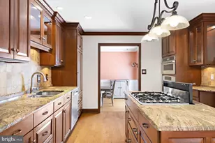 11 Princeton Ave, Egg Harbor Township, NJ 08234 - Photo 32