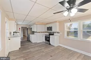 545 Buffalo Ave, Egg Harbor City, NJ 08215 - Photo 4