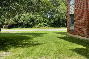 301 Meadowbrook Dr, Mays Landing, NJ 08330 - Photo 6