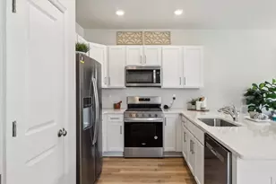 159 Corolla Dr, Egg Harbor Township, NJ 08234 - Photo 4