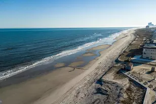 204 10th St, Brigantine, NJ 08203 - Photo 32