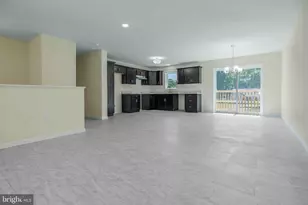 267 Elm St, Hammonton, NJ 08037 - Photo 2
