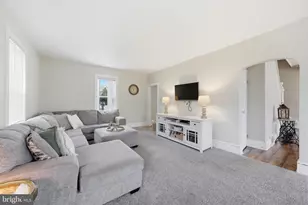 212 Grape St, Hammonton, NJ 08037 - Photo 10