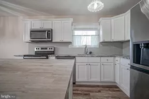 308 E Collings Dr, Folsom, NJ 08094 - Photo 16