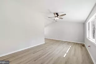 2011 Deer Track Ln, Hammonton, NJ 08037 - Photo 2