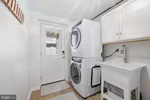 28 N Washington Ave, Margate City, NJ 08402 - Photo 12