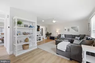 28 N Washington Ave, Margate City, NJ 08402 - Photo 14