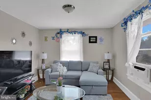 228 Pleasant St E, Hammonton, NJ 08037 - Photo 12