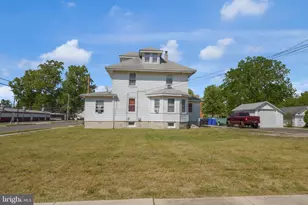 228 Pleasant St E, Hammonton, NJ 08037 - Photo 26