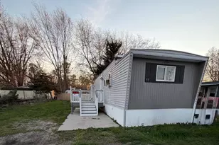 2053 Ocean Heights Ave, Egg Harbor Township, NJ 08234 - Photo 2