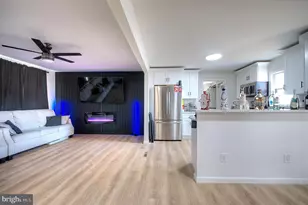 302 Sycamore Ave, Egg Harbor Township, NJ 08234 - Photo 8