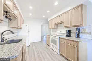 9 Rook Ct, Egg Harbor Township, NJ 08234 - Photo 6