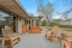 19 W Illinois Ave, Absecon, NJ 08201 - Photo 22