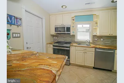 108 N Suffolk Avenue, Ventnor City, NJ 08406 - Photo 14