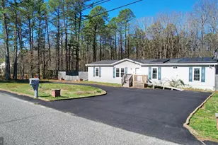 215 Booker Ave, Egg Harbor Township, NJ 08234 - Photo 4