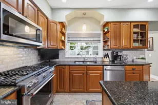 720 Bellevue Ave, Hammonton, NJ 08037 - Photo 14