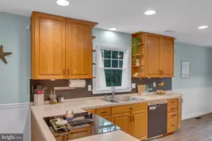 210 Central Ave, Egg Harbor Township, NJ 08234 - Photo 10