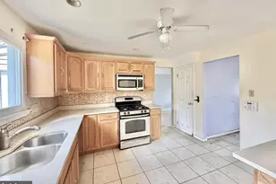 6321 Crocus St, Mays Landing, NJ 08330 - Photo 12