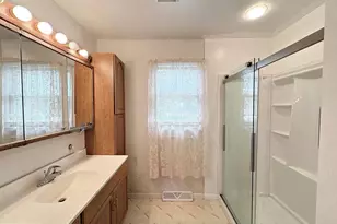 172 Bala Dr, Somers Point, NJ 08244 - Photo 12