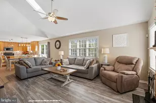 337 S Grand St, Hammonton, NJ 08037 - Photo 16