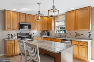 337 S Grand St, Hammonton, NJ 08037 - Photo 10