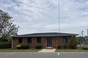 95 Lincoln Ave, Hammonton, NJ 08037 - Photo 1