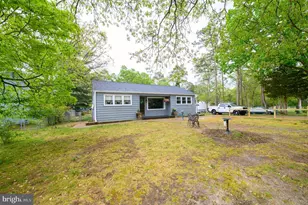 204 Holly Ln, Folsom, NJ 08094 - Photo 4