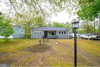 204 Holly Lane, Folsom, NJ 08094 - Photo 2