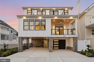 105 S Stratford Ave, Ventnor City, NJ 08406 - Photo 1