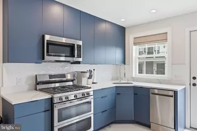 100 Monroe Avenue N #2, Margate City, NJ 08402 - Photo 8