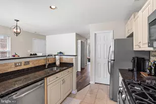 1536 John Adams Ct, Mays Landing, NJ 08330 - Photo 8