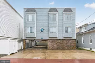 22 S Washington Ave, Margate City, NJ 08402 - Photo 1