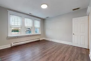140 New York Ave, Egg Harbor City, NJ 08215 - Photo 8