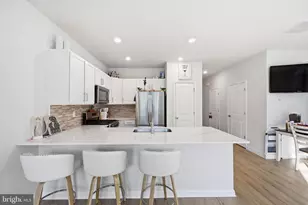 222 Hermosa Dr, Egg Harbor Township, NJ 08234 - Photo 4