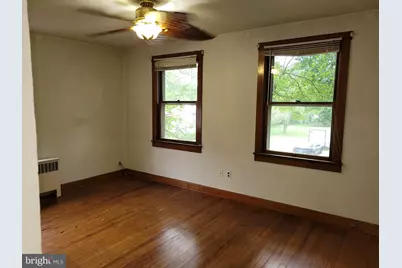 301 Buffalo Avenue, Egg Harbor City, NJ 08215 - Photo 8