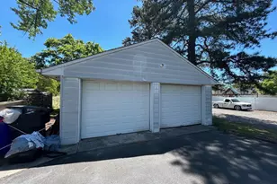 100 Broadway, Hammonton, NJ 08037 - Photo 22