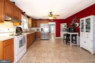 19 S 1st Rd, Hammonton, NJ 08037 - Photo 10