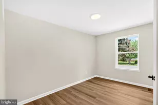 223 Liverpool Ave, Egg Harbor City, NJ 08215 - Photo 10