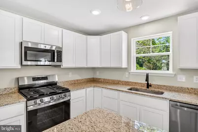 223 Liverpool Avenue, Egg Harbor City, NJ 08215 - Photo 8