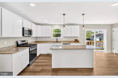 223 Liverpool Avenue, Egg Harbor City, NJ 08215 - Photo 6