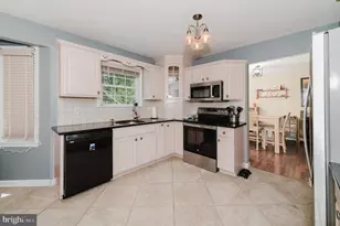 294 Lakeview Dr, Hammonton, NJ 08037 - Photo 8