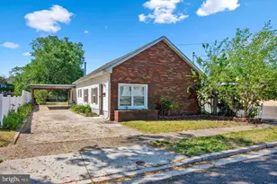 219 Pratt St, Hammonton, NJ 08037 - Photo 1