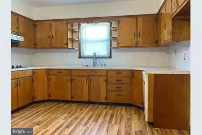 400 N Packard Street #A, Hammonton, NJ 08037 - Photo 2