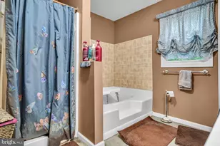 545 E Jimmie Leeds Rd, Galloway, NJ 08205 - Photo 12