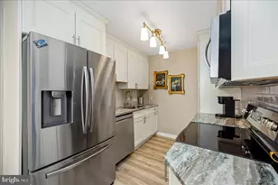 101 S Plaza Pl, Atlantic City, NJ 08401 - Photo 8
