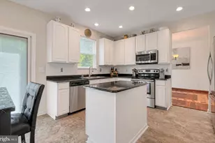 109 Hawthorne Rd, Egg Harbor Township, NJ 08234 - Photo 8