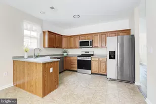 17 Manchester St, Galloway, NJ 08205 - Photo 4