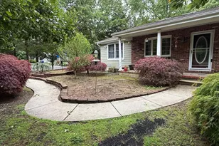 403 Dogwood Ave, Egg Harbor Township, NJ 08234 - Photo 2