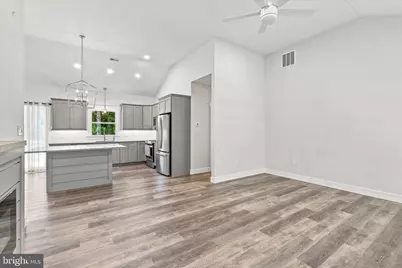 2101 Philadelphia Avenue, Egg Harbor City, NJ 08215 - Photo 2