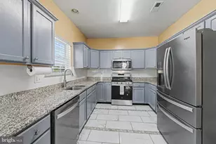 214 E Kennedy Dr, Egg Harbor Township, NJ 08234 - Photo 10